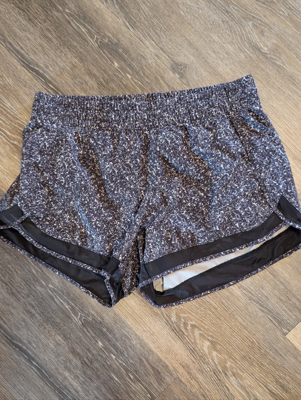 Athleta Mesh Race Run Short